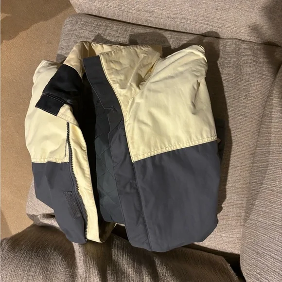 Burton Toast Snowboard jacket size Large.Super stylish.Serious offers only👍🏼 - Picture 2 of 6